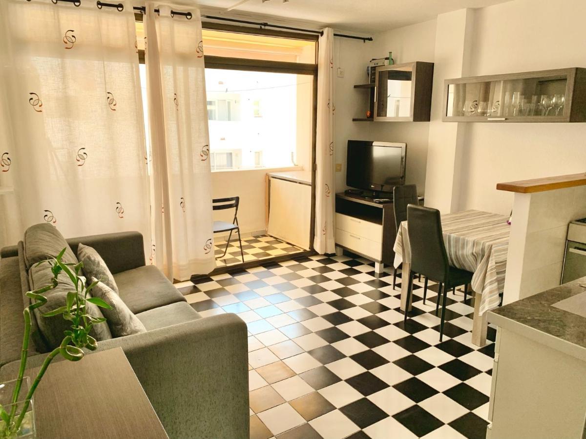 Apartamentos Miranda Es Pujols Extérieur photo