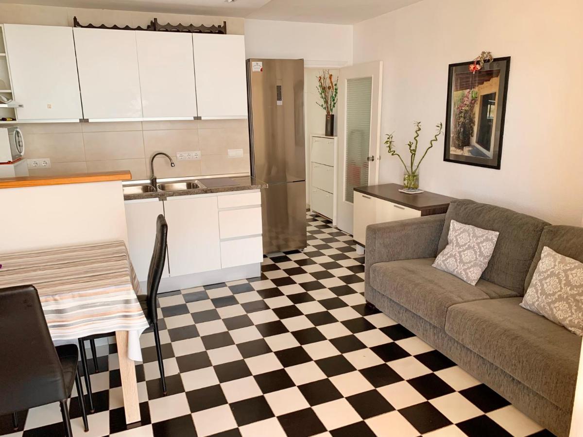 Apartamentos Miranda Es Pujols Extérieur photo