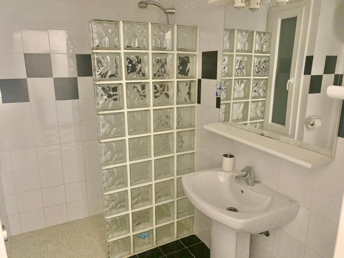 Apartamentos Miranda Es Pujols Extérieur photo