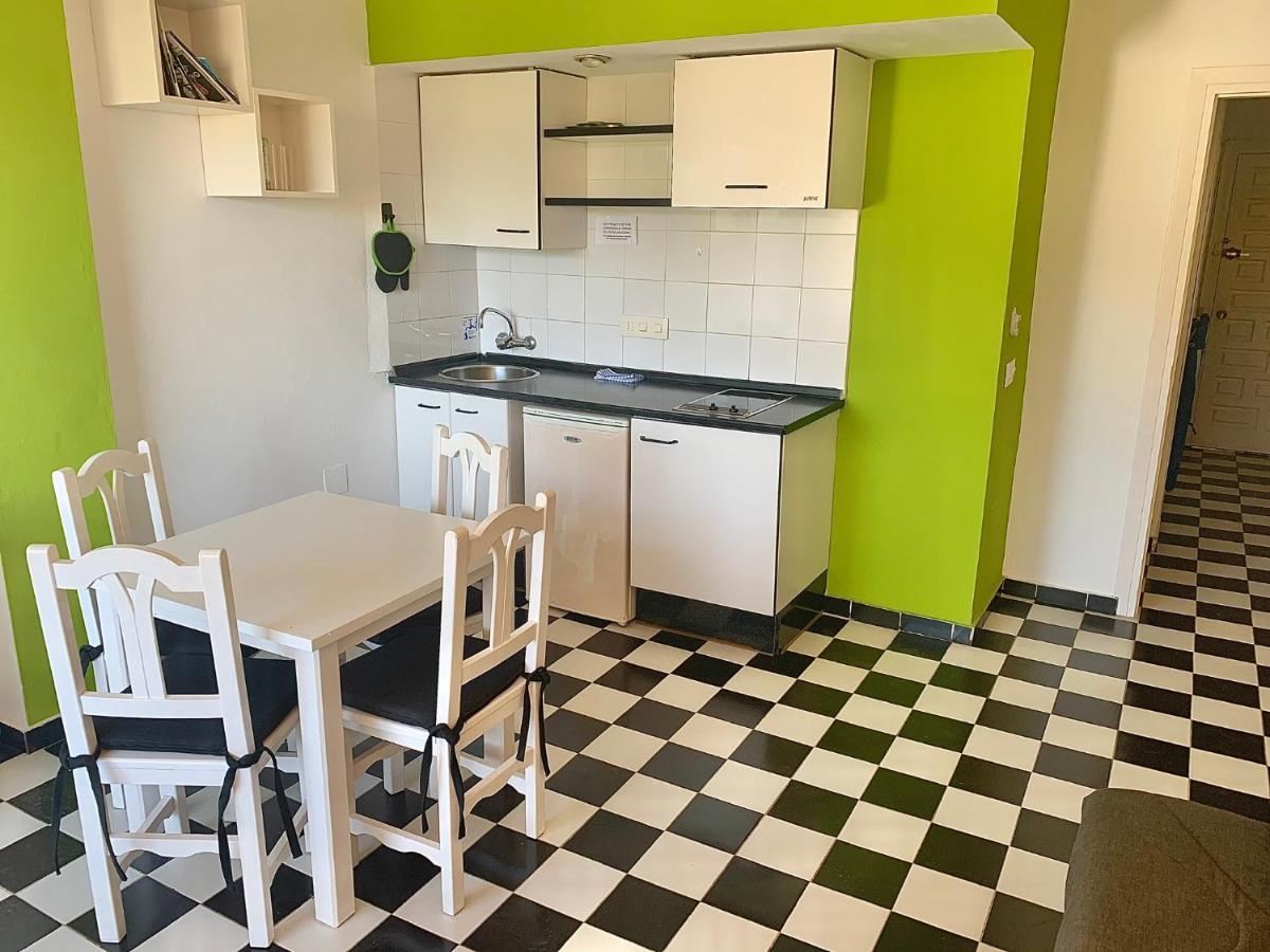 Apartamentos Miranda Es Pujols Extérieur photo